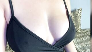 Daloaa_Queen busty stripchat camgirl