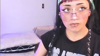 dann-michaels2 stunning webcam model mesmerizes