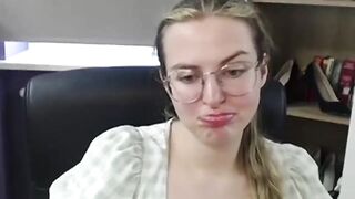 zoeyfancy harmonious vibes calm chat