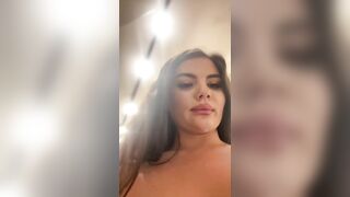 SophieCyrus big tits cam video 230820241339