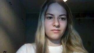 rosiejune-mp4 4 gentle fingers trace