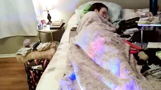 ivy-west webcam video - loving gazes speak