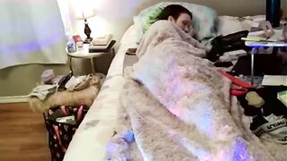 ivy-west webcam video - loving gazes speak