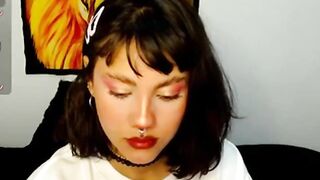 yourdessert1 webcam video - passionate performer enthralls