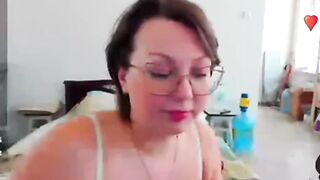 essalotty sultry temptress teases mercilessly