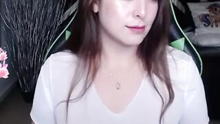 tiina-a luscious webcam model