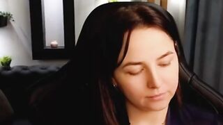 miramermayd tantalizing webcam model