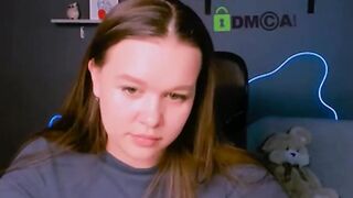 laura-whisper alluring webcam model