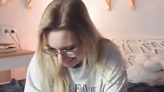 darlinedopkins effervescent webcam model