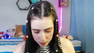 aurorashy-mp4 3 smooth style flows naturally
