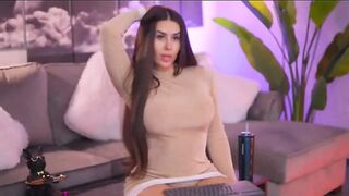 EvaZane glamorous webcam model