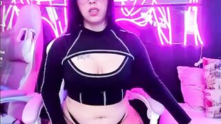 bellajhonnes luscious webcam model