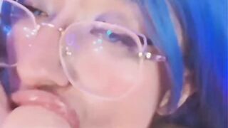 cloeleee- watched her play with both holes at once