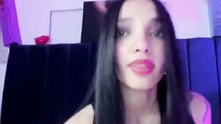 keisy-star- kissing cam cutie