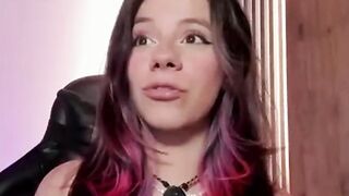 lydhia97- caramel charm melts resistance