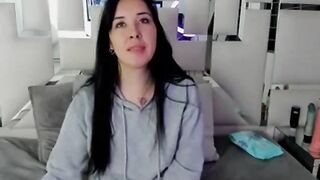 nahomysantos- lovely online enchantress