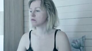 servallinya- possessive grip tightens