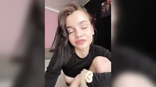 ChemicalSexZ stunning webcam model