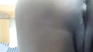 sweet-nana5 effervescent webcam model