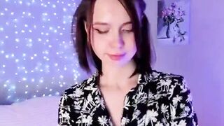 cute-olesia majestic webcam model