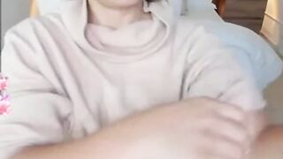 bethany-jones alluring webcam beauty