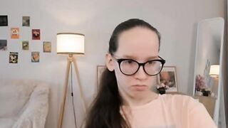 lynettebails caring cam cutie