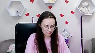 eva-softie heavenly webcam model