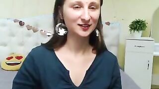 michelleegust mouthwatering webcam model