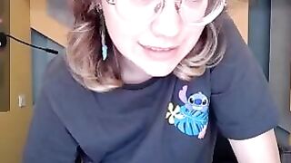 angelinalow willowy webcam model