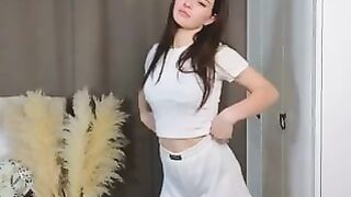 annisbuffkin willowy webcam model