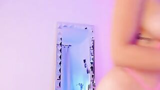 kendallcaam pure-hearted cam babe