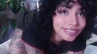 juliia-rose harmonious vibes calm chat