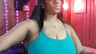 purplequeen888 camsoda crystal-clear voice resonates