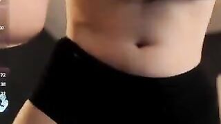 evaselin camsoda voluptuous webcam model