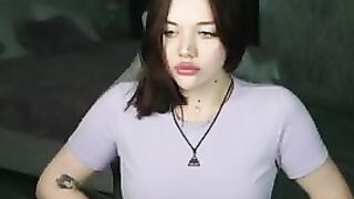 erlinadavy camsoda opalescent beauty shifts magically