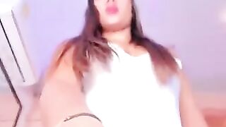 sofiabennett camsoda content sighs escape