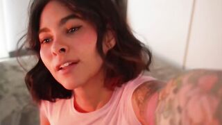 Ramonarios busty tattooed informal camgirl licks dildo