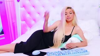 AriannaSins clothes change tits flash cam video