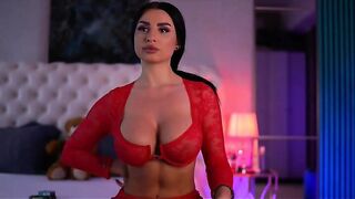 IsabelleHunt busty brunette webcam model goddess shows perfecty body in the end of the video