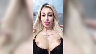 NickiBloom big boobs topless blonde porn recorded webcam video