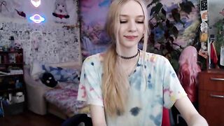 linlin_cuteeee 2024-09-20 0908 live cam video from Chaturbate 2