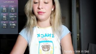 sun_shine_baby 2024-10-17 0856 Chaturbate webcam video 2