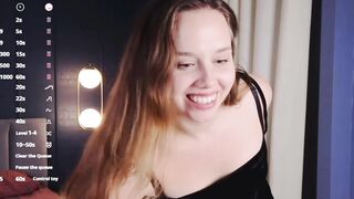 Julie_Rhodes so cute and classy slavic webcam girl