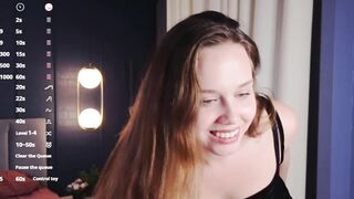 Julie_Rhodes so cute and classy slavic webcam girl